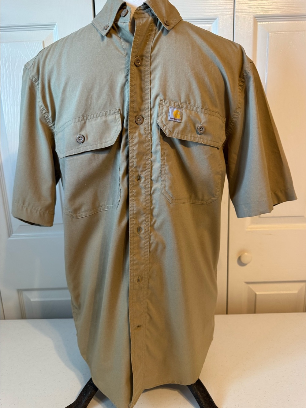 Carhartt Force Relaxed Fit Khaki Short Sleeve Shirt Small LIKE NEW